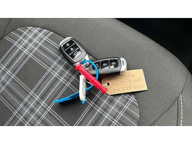 Hyundai i10 I10 1.2 [79] Premium 5dr Auto [Nav]