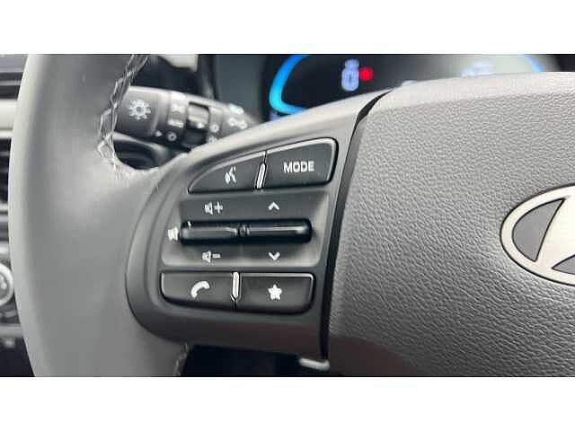 Hyundai I10 i10 5Dr HAT 1.0 MPi 63ps Advance NAV Vibrant Blue