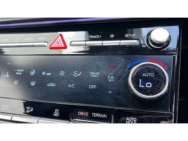 Hyundai Santa Fe SANTA FE 1.6 TGDi Plug-in Hybrid Calligraphy 5dr 4WD Auto