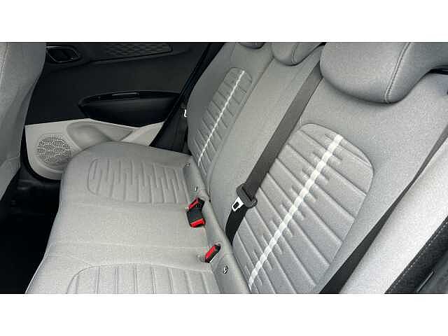 Hyundai i10 I10 1.0 MPi Premium 5dr Auto