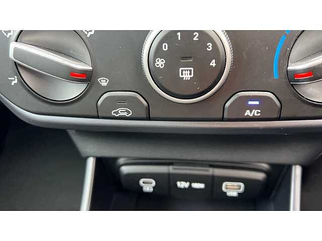 Hyundai BAYON BAYON 1.0 TGDi Advance 5dr Grey