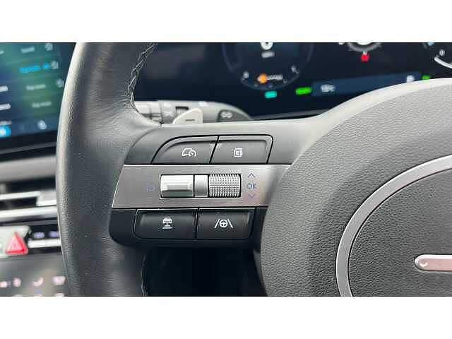 Hyundai TUCSON TUCSON 1.6T Hybrid Premium 5dr Auto Black