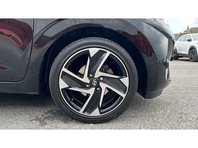 Hyundai I10 I10 1.0 MPi Premium 5dr Auto BLACK
