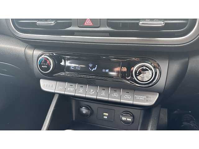 Hyundai KONA KONA 1.6 GDi Hybrid SE Connect 5dr DCT Red