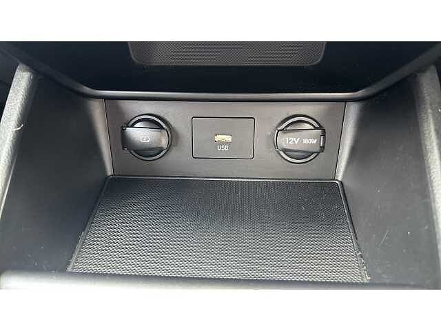 Hyundai KONA KONA 1.6 GDi Hybrid SE Connect 5dr DCT Red