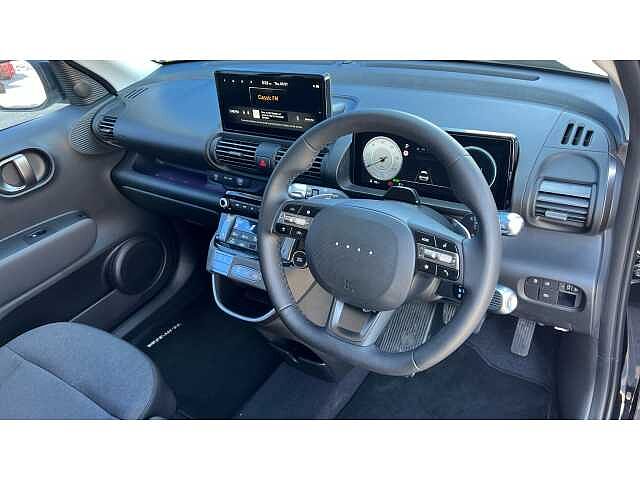 Hyundai INSTER INSTER 85kW 02 49kWh 5dr Auto Abyss Black