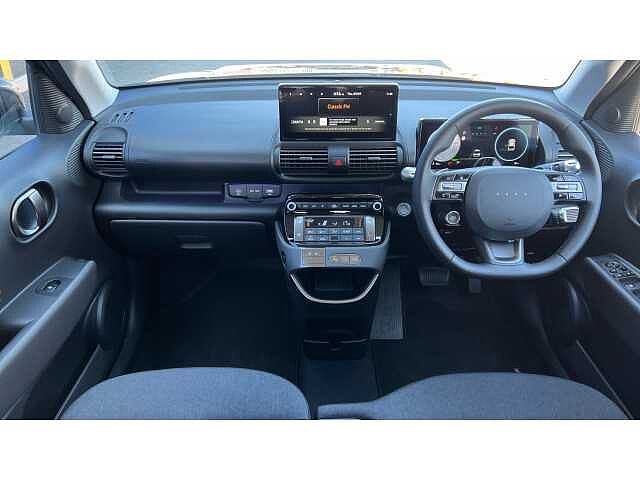 Hyundai INSTER INSTER 85kW 02 49kWh 5dr Auto Abyss Black