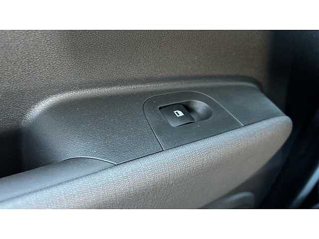 Hyundai INSTER INSTER 85kW 02 49kWh 5dr Auto Abyss Black