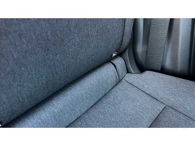 Hyundai INSTER INSTER 85kW 02 49kWh 5dr Auto Abyss Black
