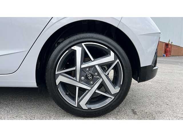 Hyundai I20 I20 1.0T GDi 90 Tech Line 5dr Lumen Grey