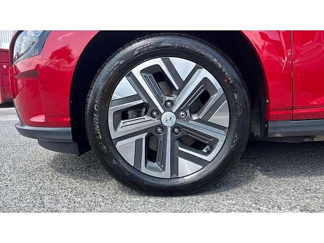 Hyundai KONA KONA 100kW SE Connect 39kWh 5dr Auto Red