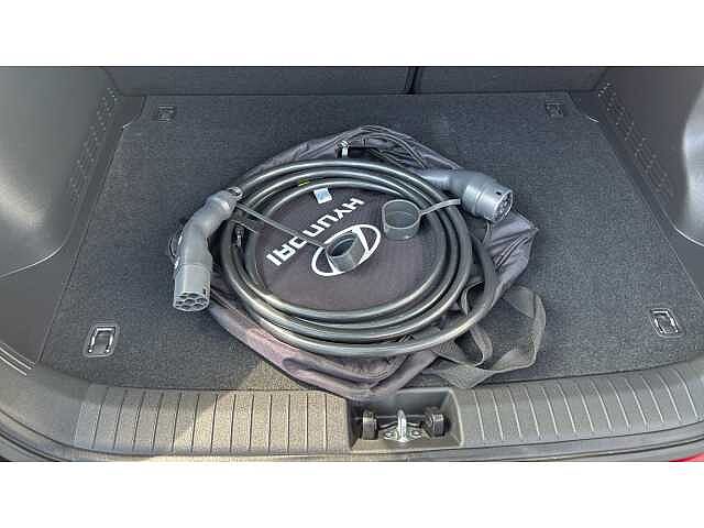 Hyundai KONA KONA 100kW SE Connect 39kWh 5dr Auto Red