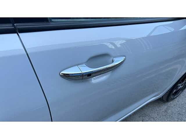 Hyundai i10 I10 1.2 [79] Premium 5dr [Nav]