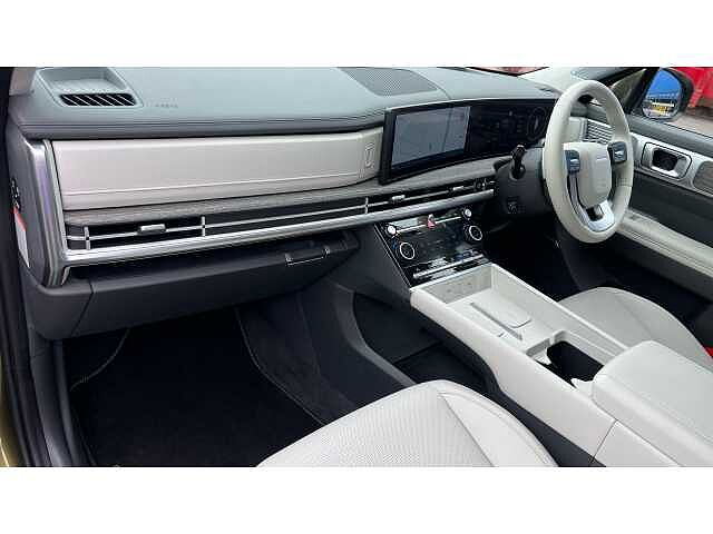 Hyundai Santa Fe SANTA FE 1.6 TGDi Plug-in Hybrid Ultimate 5dr 4WD Auto