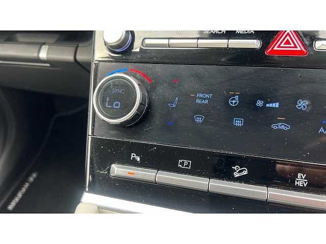 Hyundai Santa Fe SANTA FE 1.6 TGDi Plug-in Hybrid Ultimate 5dr 4WD Auto