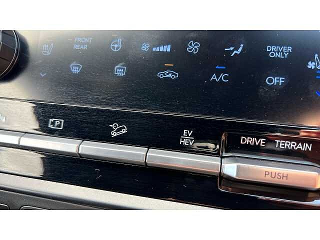 Hyundai SANTA FE SANTA FE 1.6 TGDi 288 PHEV Calligraphy 5dr 4WD Auto GREEN