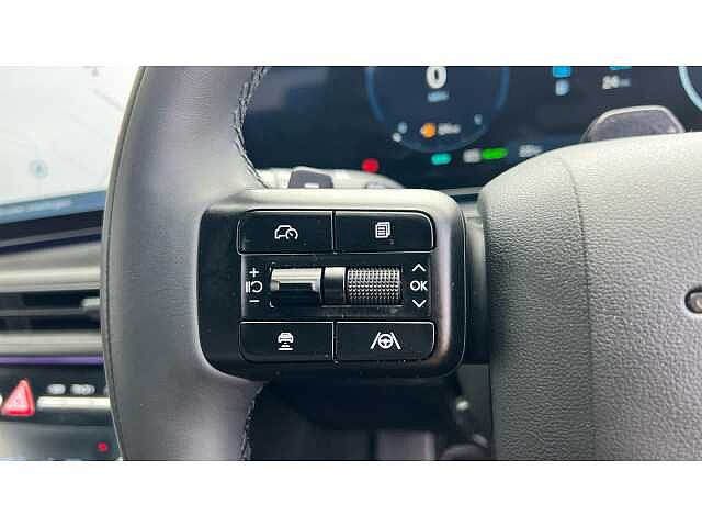 Hyundai SANTA FE SANTA FE 1.6 TGDi Plug-in Hybrid Calligraphy 5dr 4WD Auto Ecotronic Grey