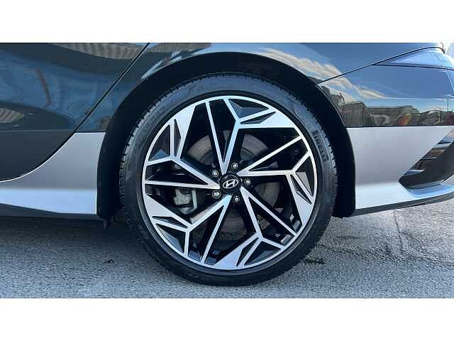Hyundai Ioniq 6 IONIQ 6 168kW Premium 77kWh 4dr Auto
