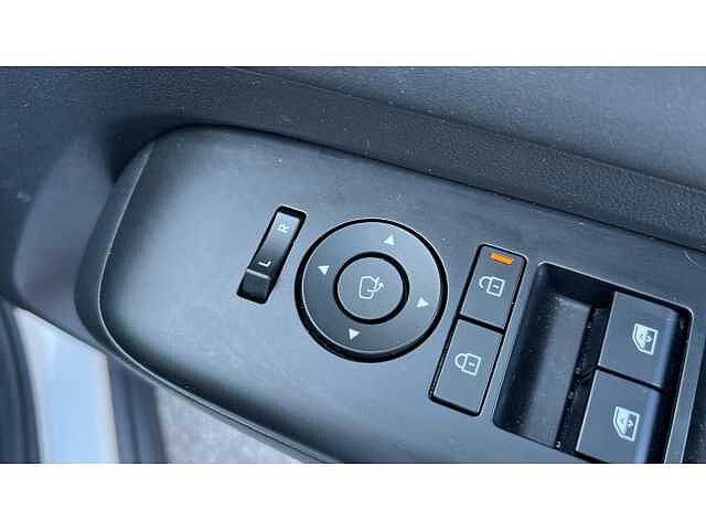 Hyundai KONA KONA 1.6 GDi Hybrid Ultimate 5dr DCT White