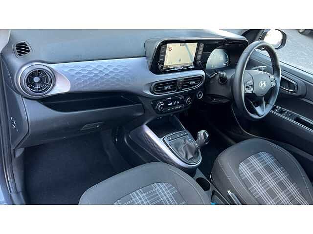 Hyundai i10 I10 1.2 [79] Premium 5dr Auto [Nav]