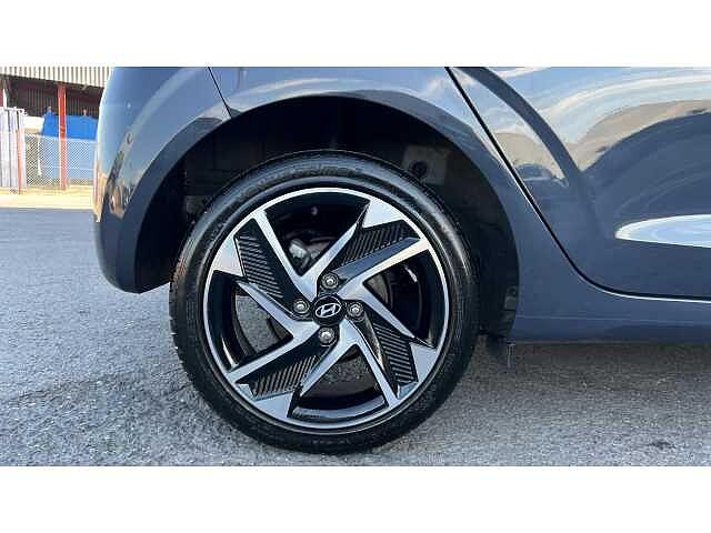 Hyundai i10 I10 1.2 [79] Premium 5dr Auto [Nav]
