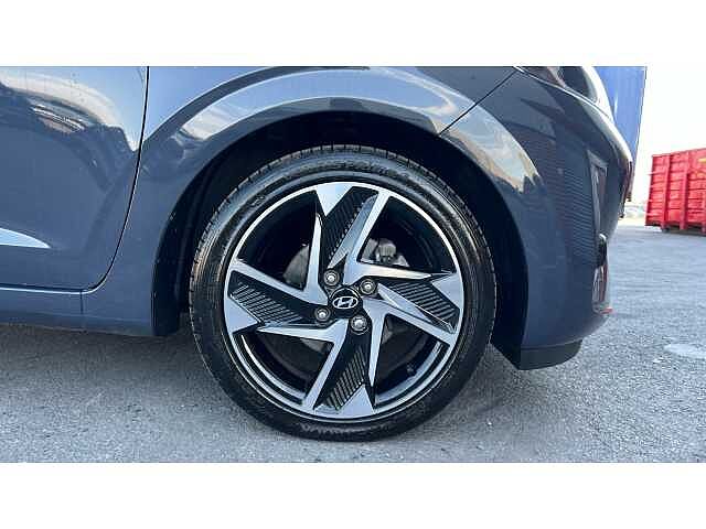 Hyundai i10 I10 1.2 [79] Premium 5dr Auto [Nav]
