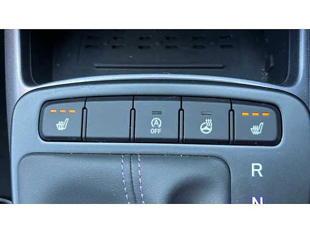 Hyundai i10 I10 1.2 [79] Premium 5dr Auto [Nav]