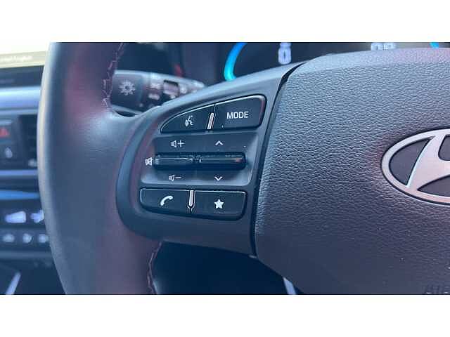 Hyundai i10 I10 1.2 [79] Premium 5dr Auto [Nav]