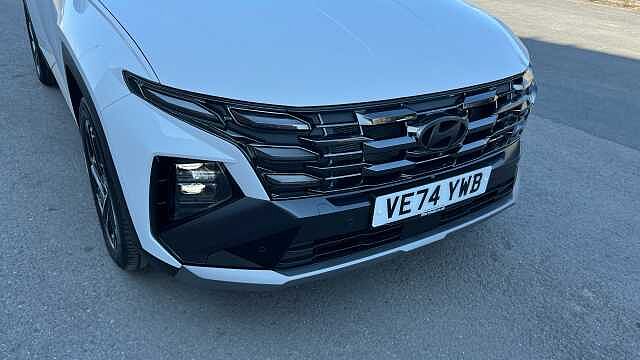 Hyundai TUCSON 1.6T Plug-in Hybrid Ultimate 5dr 4WD Auto Atlas White