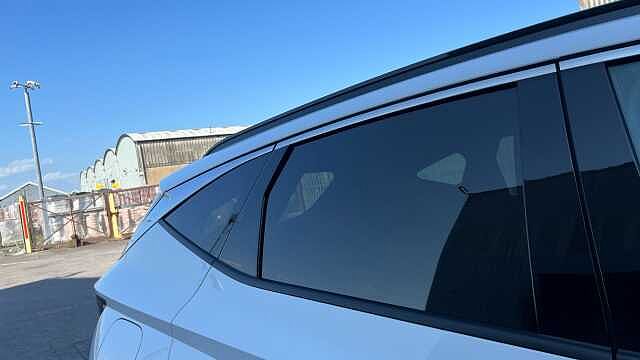 Hyundai TUCSON 1.6T Plug-in Hybrid Ultimate 5dr 4WD Auto Atlas White