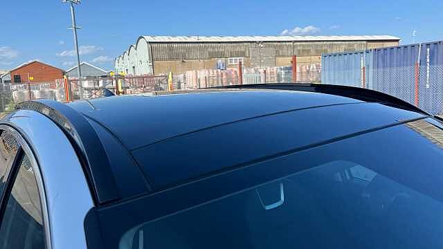 Hyundai TUCSON 1.6T Plug-in Hybrid Ultimate 5dr 4WD Auto Atlas White