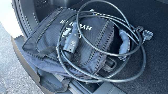 Hyundai TUCSON 1.6T Plug-in Hybrid Ultimate 5dr 4WD Auto Atlas White