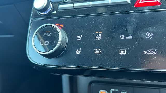 Hyundai TUCSON 1.6T Plug-in Hybrid Ultimate 5dr 4WD Auto Atlas White