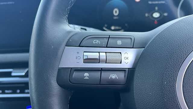 Hyundai TUCSON 1.6T Plug-in Hybrid Ultimate 5dr 4WD Auto Atlas White