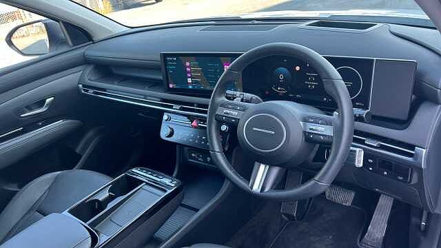 Hyundai TUCSON 1.6T Plug-in Hybrid Ultimate 5dr 4WD Auto Atlas White