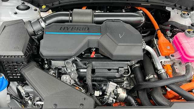 Hyundai TUCSON TUCSON 1.6T Hybrid Premium 5dr Auto Silver