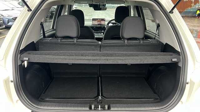 Hyundai INSTER INSTER 85kW 02 49kWh 5dr Auto Natural Ivory