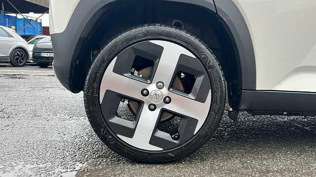 Hyundai INSTER INSTER 85kW 02 49kWh 5dr Auto Natural Ivory