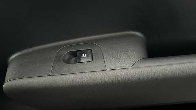 Hyundai INSTER INSTER 85kW 02 49kWh 5dr Auto Natural Ivory