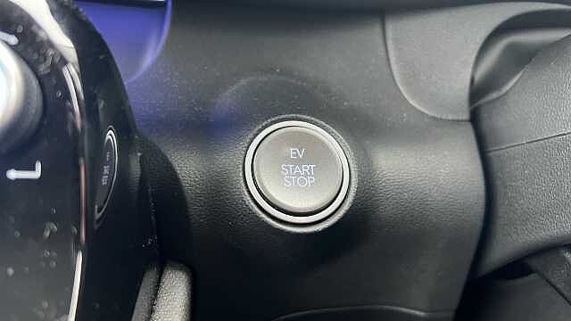 Hyundai INSTER INSTER 85kW 02 49kWh 5dr Auto Natural Ivory