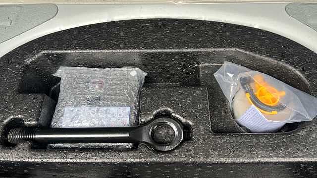 Hyundai INSTER INSTER 85kW 02 49kWh 5dr Auto Natural Ivory