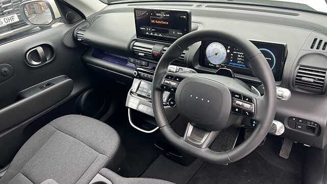 Hyundai INSTER INSTER 85kW 02 49kWh 5dr Auto Natural Ivory