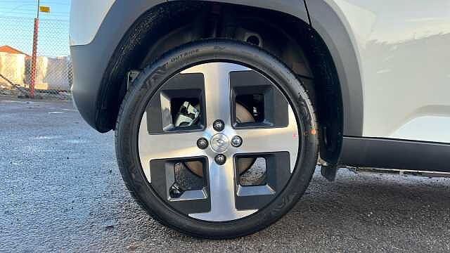 Hyundai INSTER Inster 5Dr HAT 85kW 2 49kWh Natural Ivory