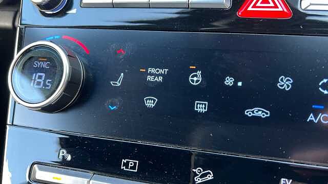 Hyundai Santa Fe SANTA FE 1.6 TGDi Plug-in Hybrid Calligraphy 5dr 4WD Auto