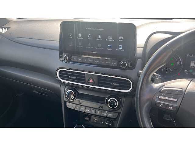 Hyundai KONA KONA 1.6 GDi Hybrid Premium SE 5dr DCT Chalk White