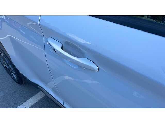 Hyundai KONA KONA 1.6 GDi Hybrid Premium SE 5dr DCT Chalk White