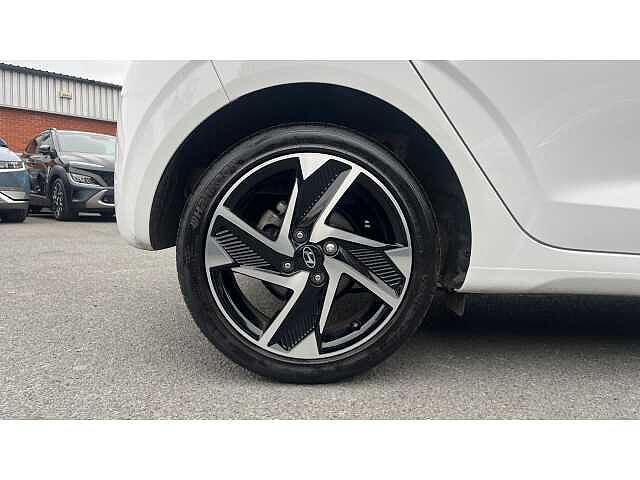 Hyundai i10 1.0 [63] Premium 5dr Auto [Nav]