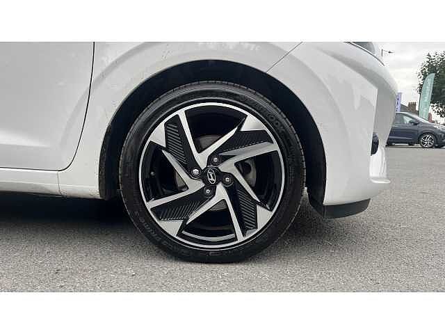 Hyundai i10 1.0 [63] Premium 5dr Auto [Nav]