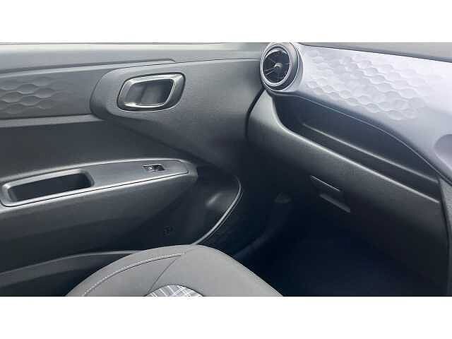 Hyundai i10 1.0 [63] Premium 5dr Auto [Nav]