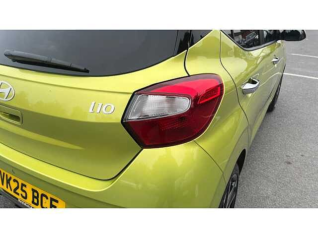 Hyundai I10 I10 1.0 [63] Premium 5dr Auto [Nav] GREEN